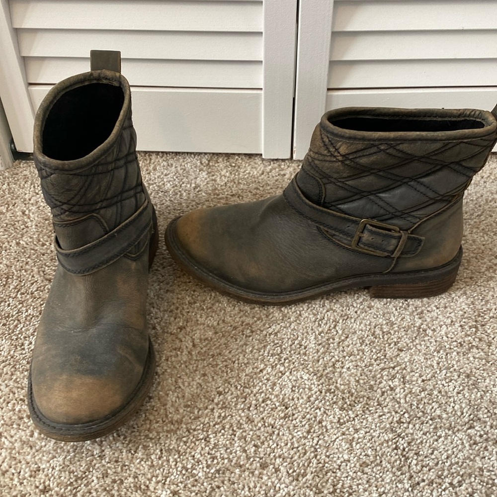 Lucky Brand boots